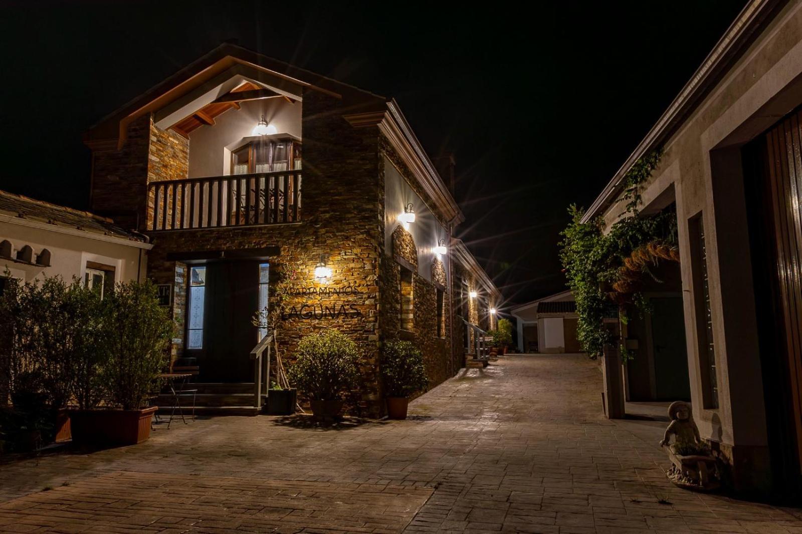 Apartamentos Lagunas Castropol Exteriér fotografie